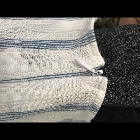 XS LA & Hearts Dress with Front Tie - Picture 5 of 6